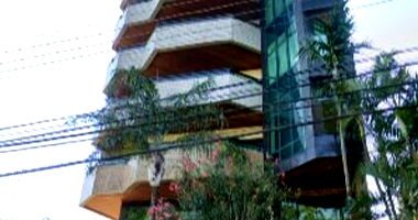 Apartamento 7º andar com 3 quartos e 3 banheiros, ocupado