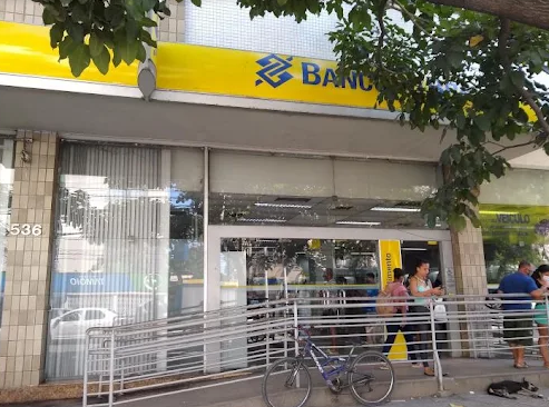 Prédio Comercial com Loja, 0 quartos, 0 banheiros, locado