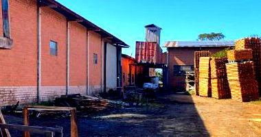 Terreno de 5.000m² com pavilhão em Retiro da União