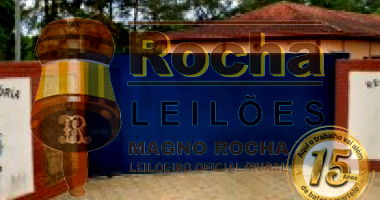 Chácara com Benfeitorias, 1481m² construída, Desocupada