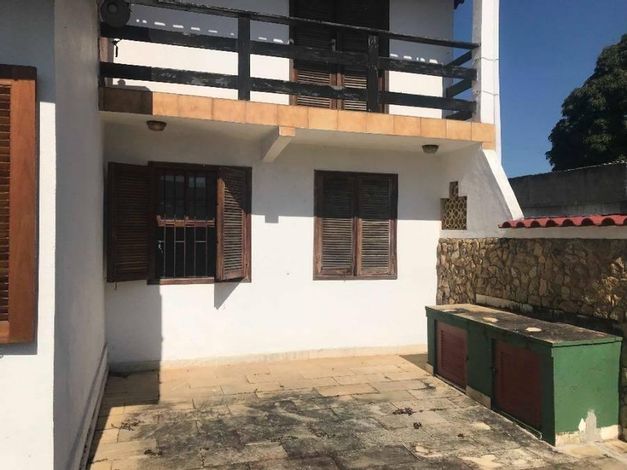 Casa 3 dormitórios, 2 banheiros, 125m² - Ocupada