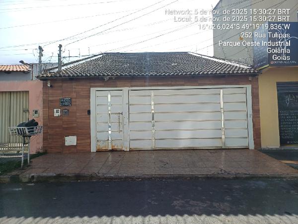 Casa com 3 quartos, 2 banheiros e 197,75m² em Goiânia