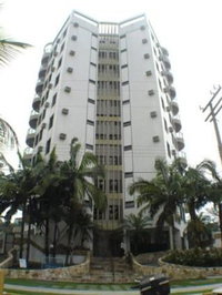 Apartamento em Riviera de São Lourenço com 184m²
