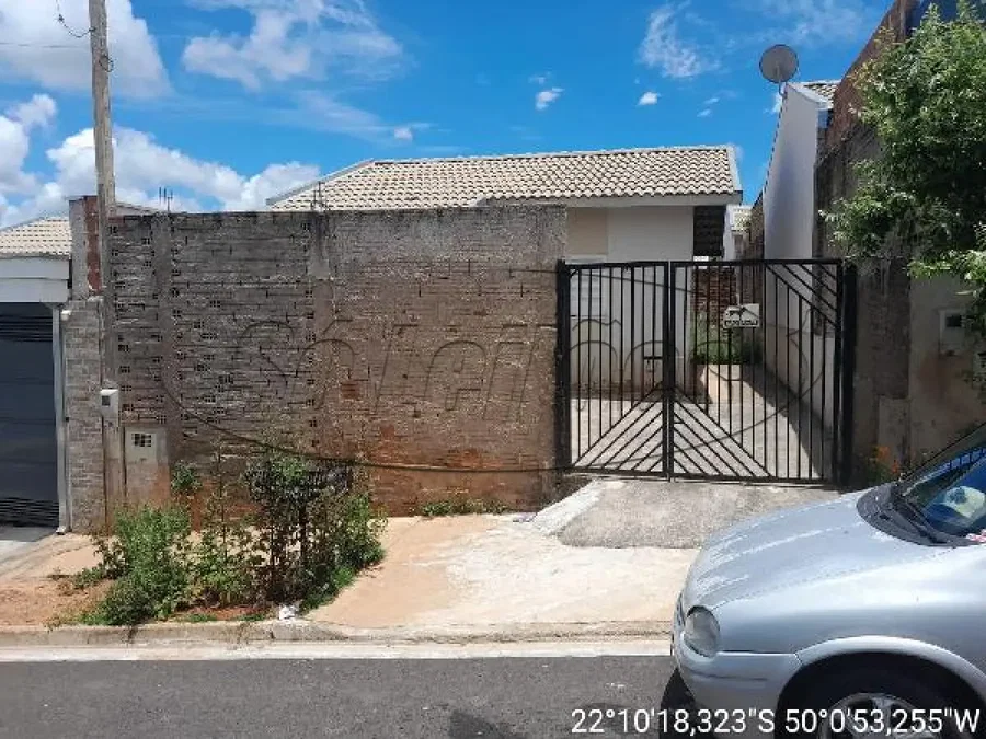 Casa 2Q 1WC 45m² construída em 160m² terreno