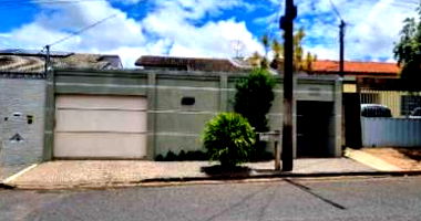 Casa Ocupada com 3 Quartos e 2 Banheiros em Uberlândia