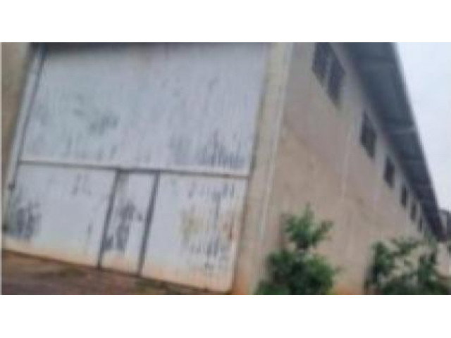 Galpão comercial com 21252 m² de terreno