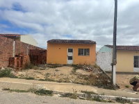 Casa com 2 quartos e 2 banheiros em Garanhuns