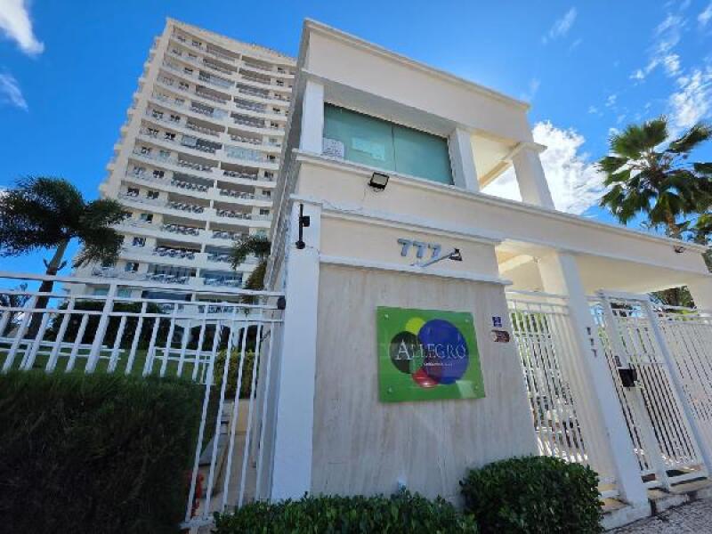 Apartamento 3 Quartos com 2 Vagas em Fortaleza