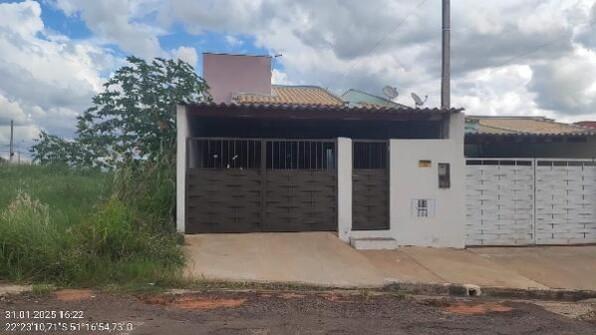 Casa com 56,94 m² de área privativa e terreno de 126,5 m²