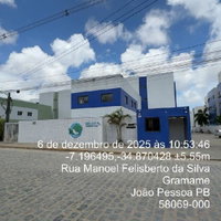 Apartamento com 2 quartos, varanda e 1 vaga de garagem