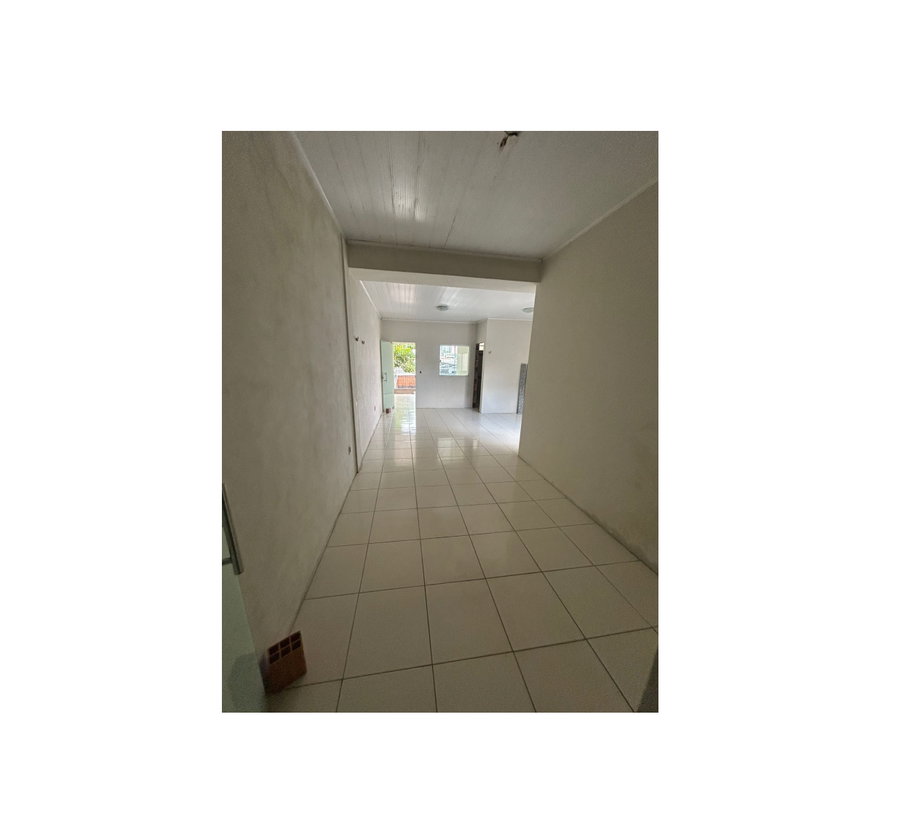 Casa com 189,21 m², 3 quartos, 2 banheiros, desocupada