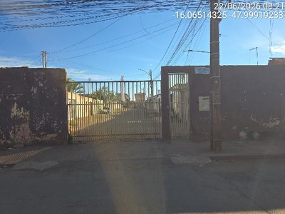 Casa com 2 quartos e 42 m², desocupação não informada