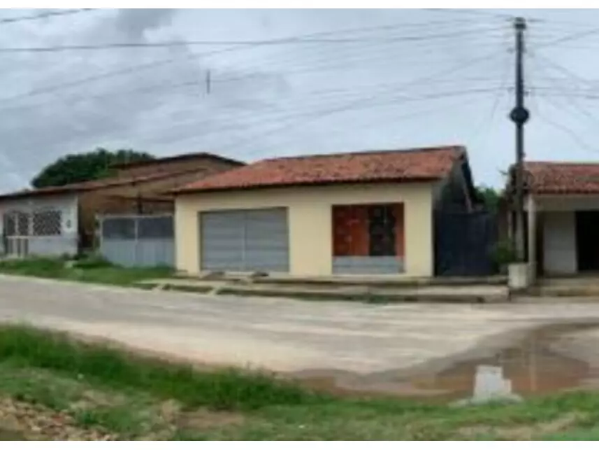Casa em leilão com 101m² construída em Tabatinga