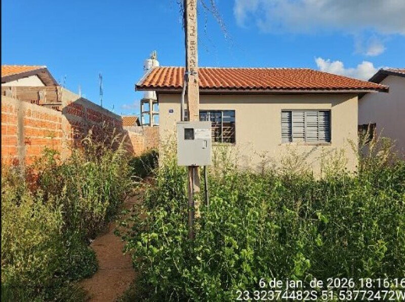Casa com 2 Quartos e 1 Vaga em Sabáudia/PR