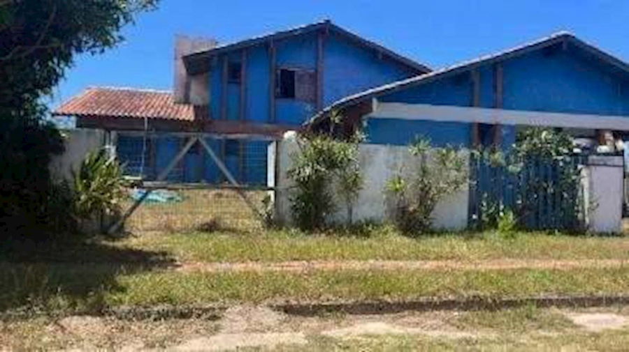 Casa ocupada com 239,66 m² construídos e terreno de 655,2 m²