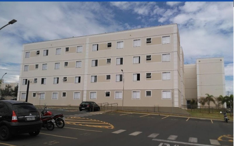 Apartamento 2 quartos com vaga e 1 banheiro