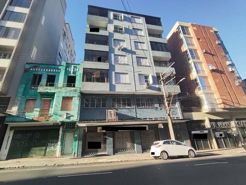 Sala Comercial em Leilão com 378m² em Porto Alegre