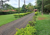 Imóvel comercial com piscina e área externa em Araraquara