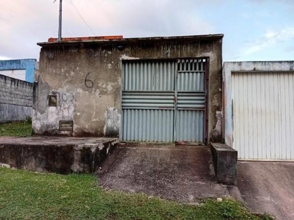 Casa com 1 quarto e 1 banheiro, 62,93 m², desocupada