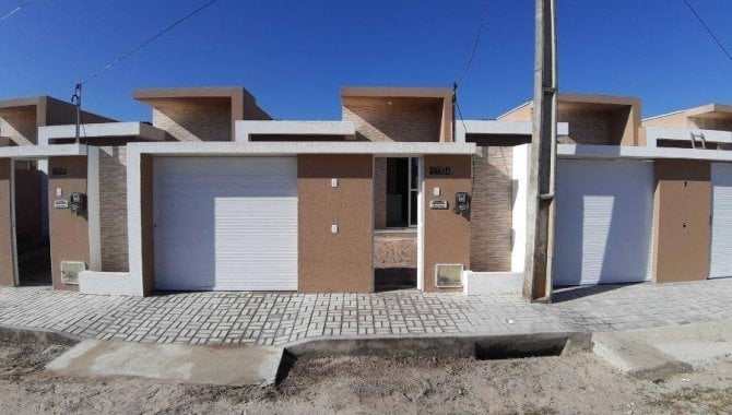 Casa com 3 quartos e 2 banheiros, 85 m², ocupada