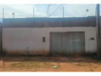 Casa em leilão com 2 quartos e 1 banheiro