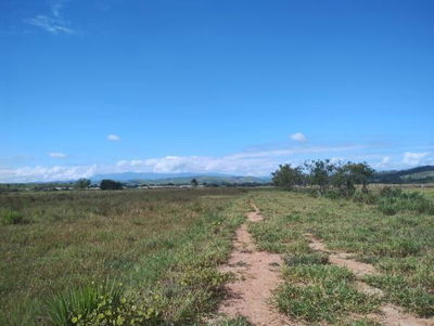 Área Urbana de 107.300 m² em Cruzeiro-SP com Excelente Desconto
