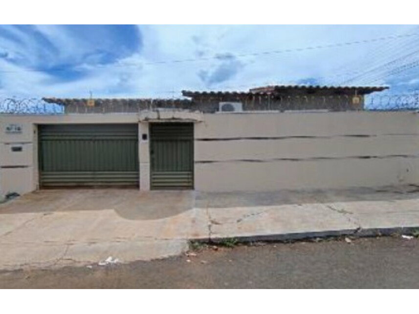 Casa em Leilão com 160m² Construída em Quirinópolis/GO
