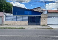 Casa Ocupada com 360m² de Área Construída em Campina Grande - PB