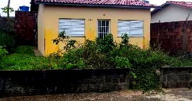 Casa com 2 quartos, 1 banheiro, vaga de garagem e 44,59m² privativos