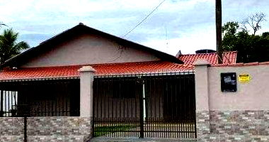 Casa padrão 3 quartos 3 banheiros 1 vaga 241m² construída, ocupada