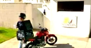 Apartamento em leilão com 1 vaga e 53m² privativos