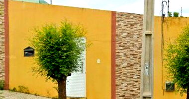 Casa com 301,60m² de terreno e 168,79m² construída em Sobral/CE