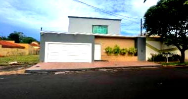 Casa 507m² com 429m² construída, ocupada, excelente oportunidade