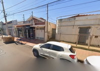 Casa com 378m² de área total em Pontal/SP