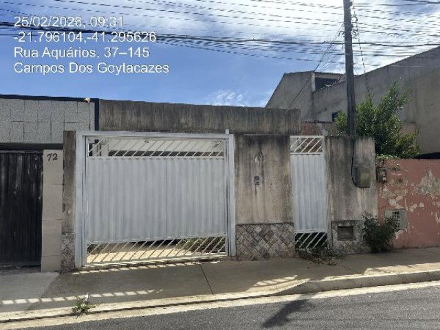 Casa com 2 quartos, 37,61m², desocupada, ideal para investimento