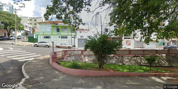 Casa com 60,87m² de área privativa e terreno de 292,5m²