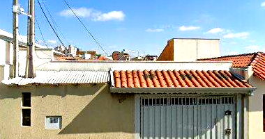 Casa ampla com 317m², ideal para família, desocupada