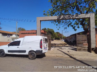 Casa com 42,38m² e terreno de 139,98m² em Mateus Leme/MG