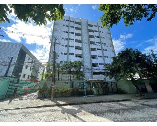 Apartamento em Recife com 2 quartos e varanda