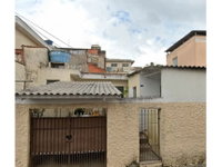 Casa com 80m² construídos, ocupada, em Vila Brasilina