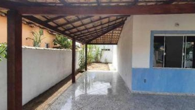 Casa em Condomínio com 2 quartos, 2 banheiros e 1 vaga de garagem