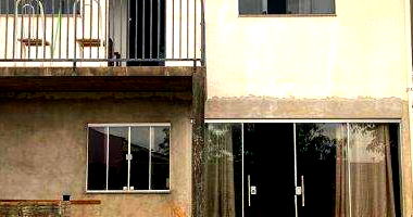 Casa com 3 quartos, 2 banheiros e 176m² construída, ocupada