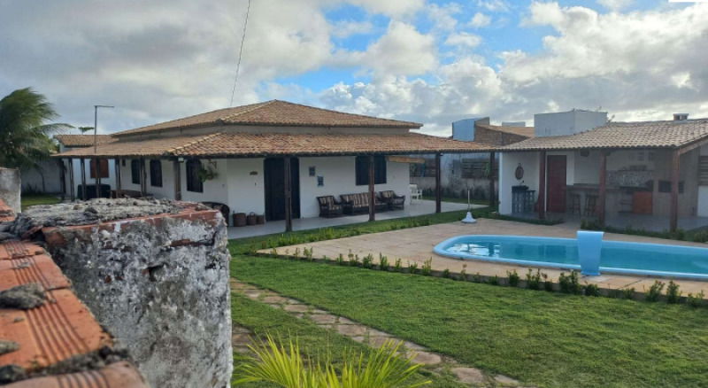 Terreno com Casa de Veraneio em Estância/SE - 800m²