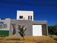 Casa com 3 quartos, 2 banheiros e 1 vaga de garagem