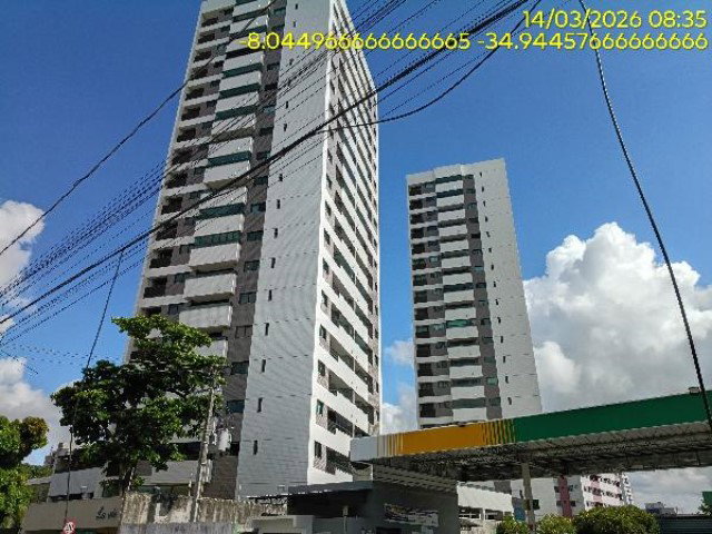 Apartamento com 3 quartos, 2 banheiros e 1 vaga de garagem