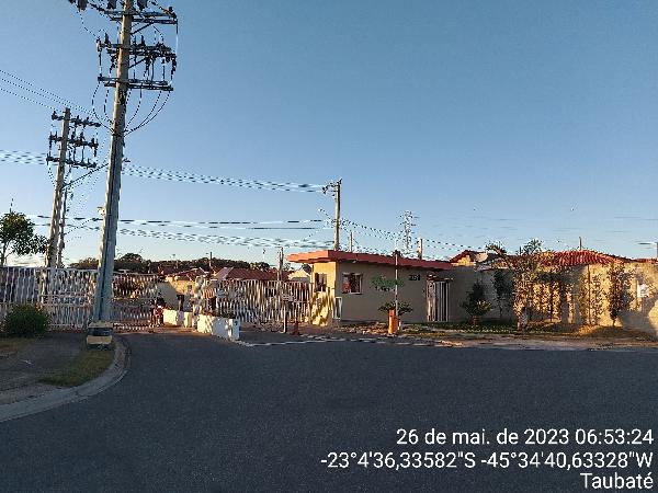 Casa com 1 Vaga e Área Privativa de 55,99m² em Taubaté