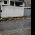 Casa em Simões Filho - Loteamento Chácara Palmares com 3 Quartos