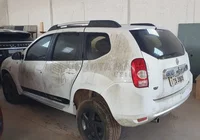 Camioneta RENAULT DUSTER 2012/2013 - Branco - Lote 001