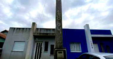 Casa Desocupada com 180m² de Terreno em Pelotas/RS