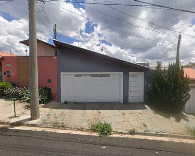 Casa com 168,09 m² - 3 quartos, 2 banheiros, ocupada